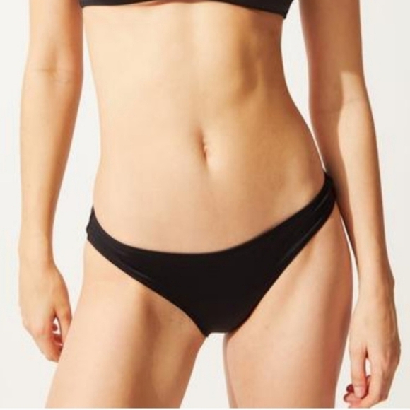 New Solid & Striped The Elle Black Bikini Bottom NWT Large - Picture 1 of 10
